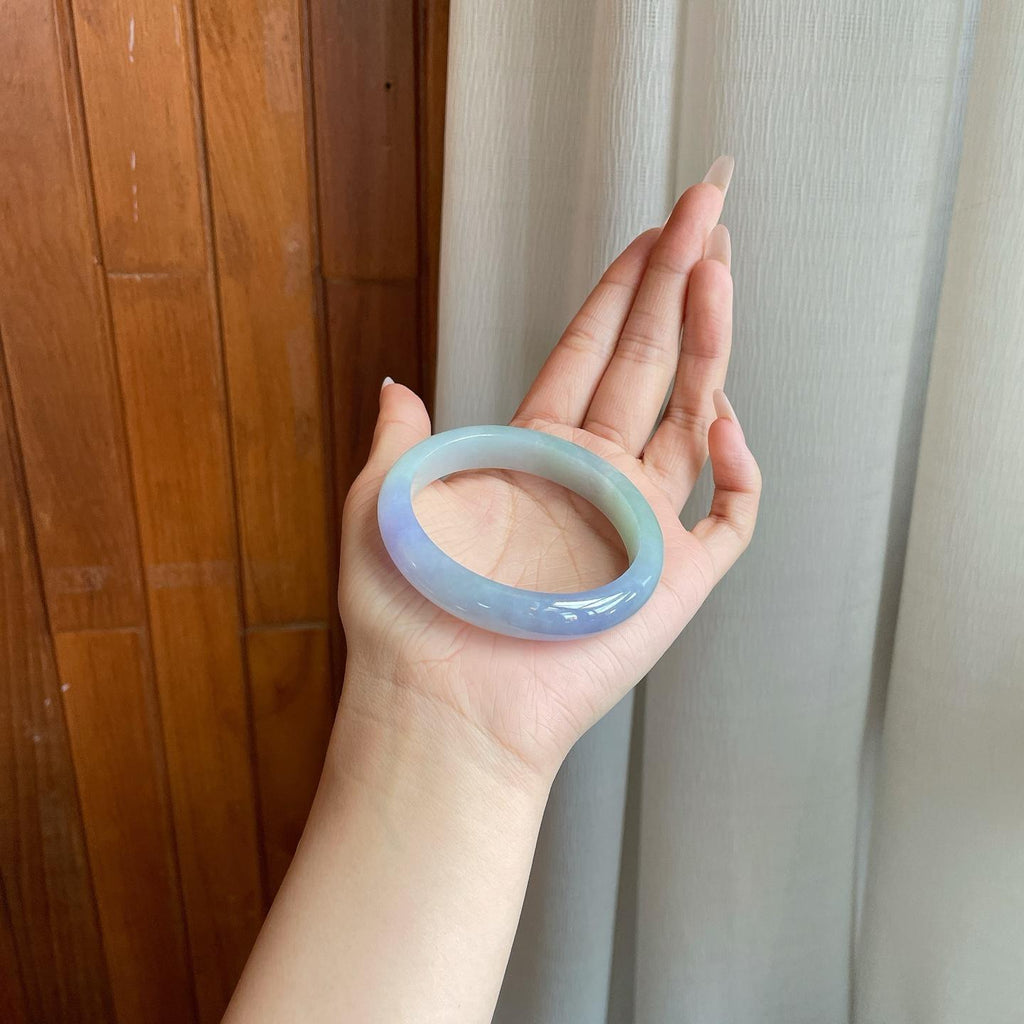 糯冰带紫罗兰翡翠贵妃镯（57.5mm）（yc279411）