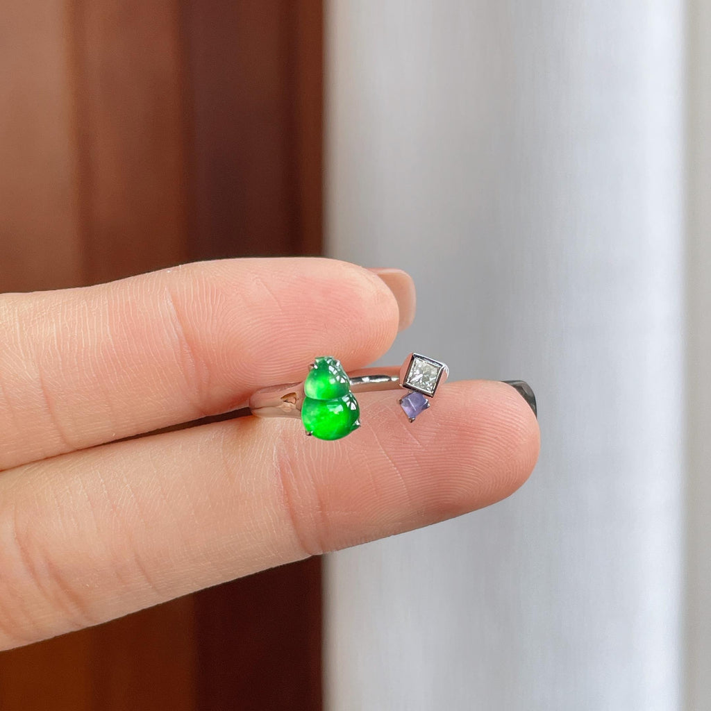 18k金钻镶冰种翡翠戒指（yc284011）