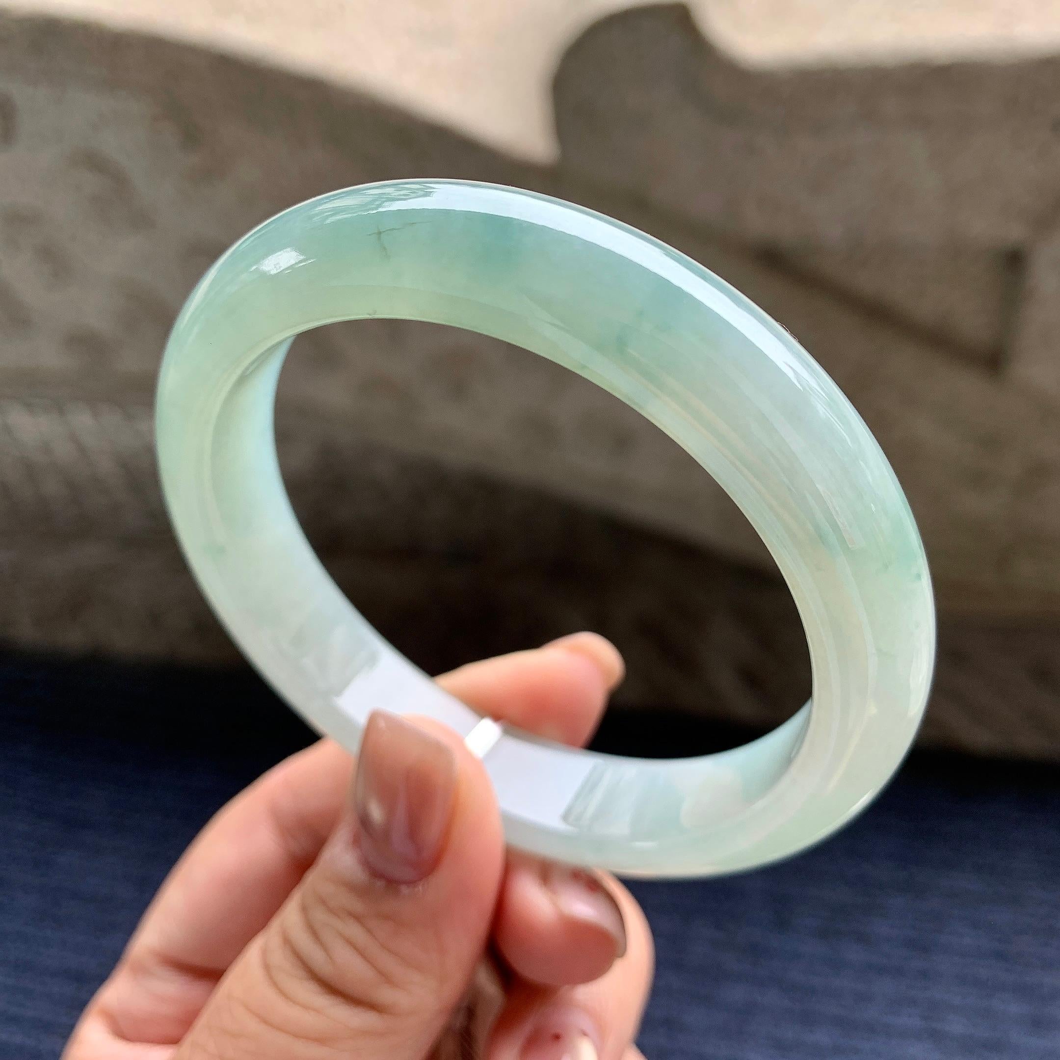 糯冰种晴底飘蓝花正圈平安镯 57.8圈口 天然缅甸A货翡翠（yc345053）