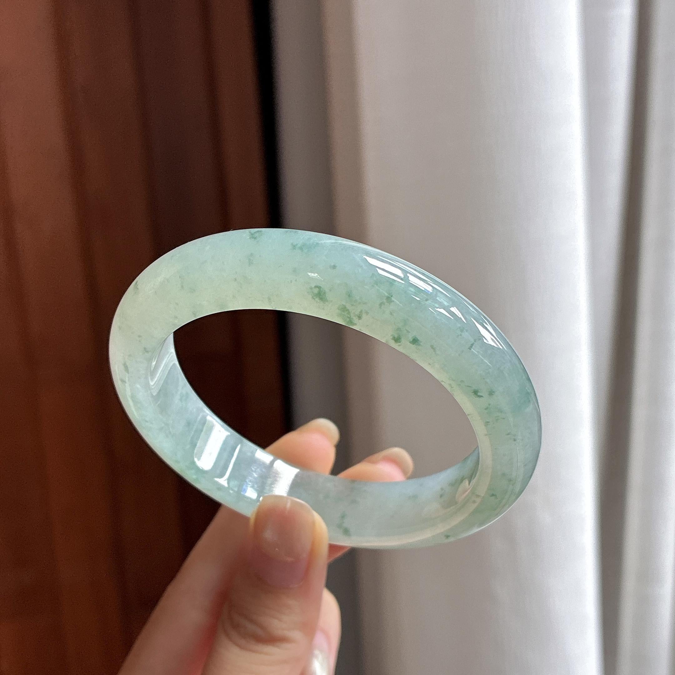冰种晴底带飘花正圈平安镯 57圈 天然缅甸A货翡翠（yc484422）