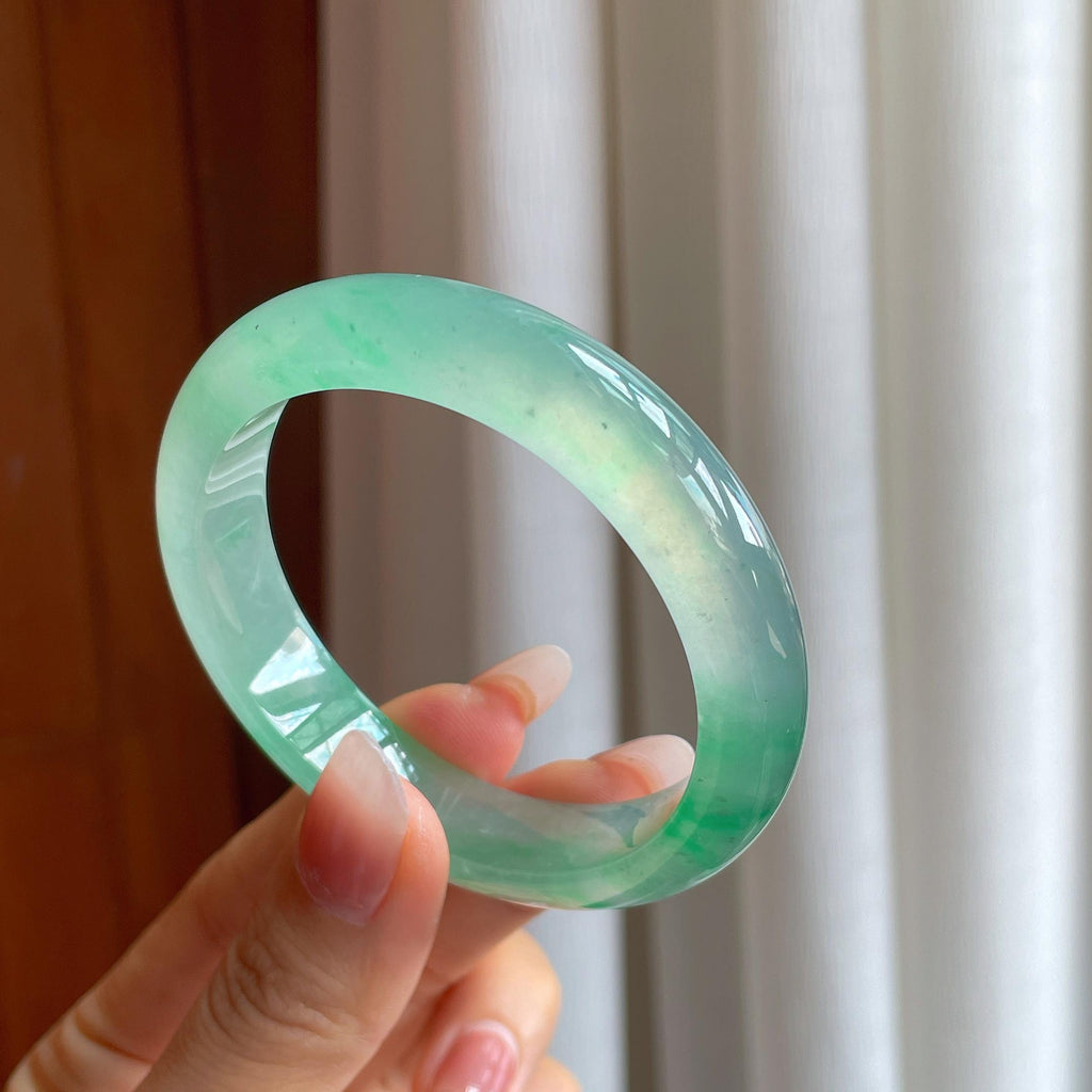 冰种飘绿花翡翠翡翠平安镯（54.5mm）（yc310325）