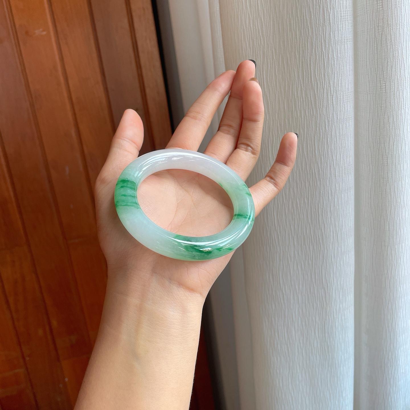 糯冰飘花翡翠圆条手镯（56mm）（yc279296）