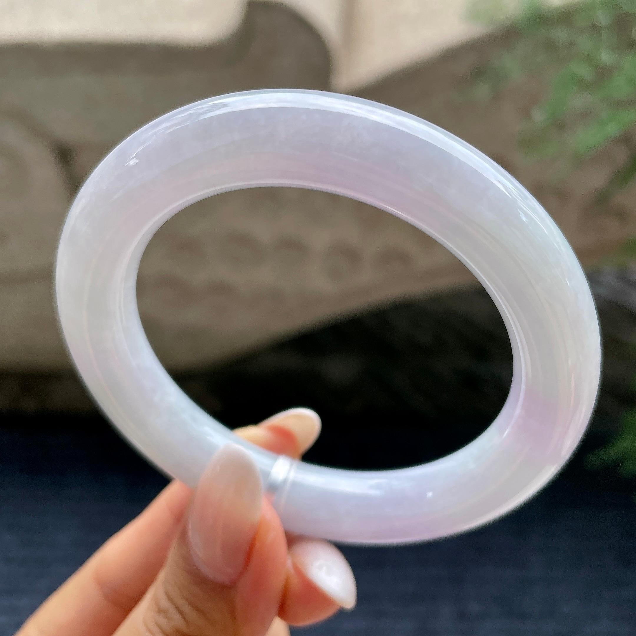 细糯种淡紫罗兰圆条手镯    55.5圈     天然缅甸A货翡翠（yc416464）