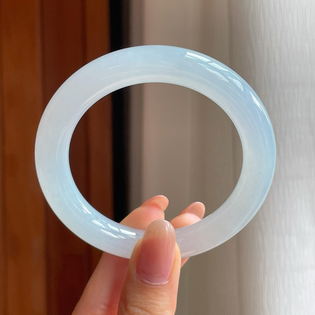 冰种白月光翡翠圆条手镯（53.6mm)（yc348910）