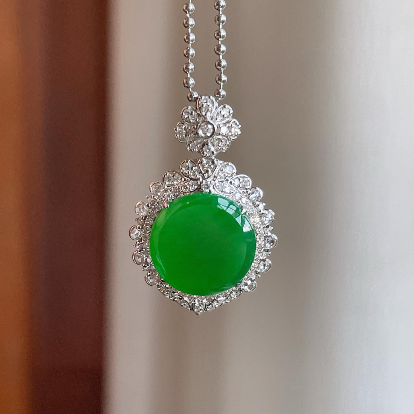 18k金镶冰种满绿翡翠无事牌（yc246209）