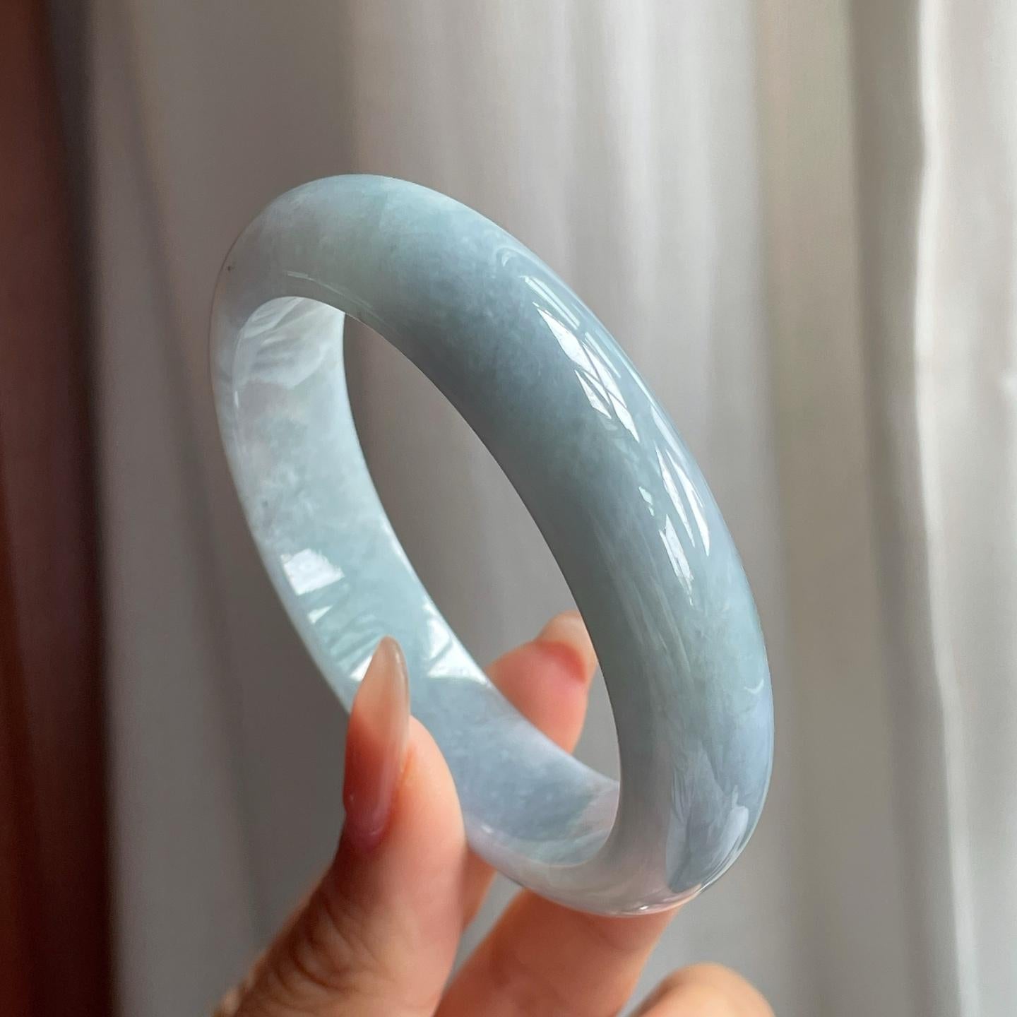糯冰种淡紫底翡翠平安镯（56mm）（yc194790）