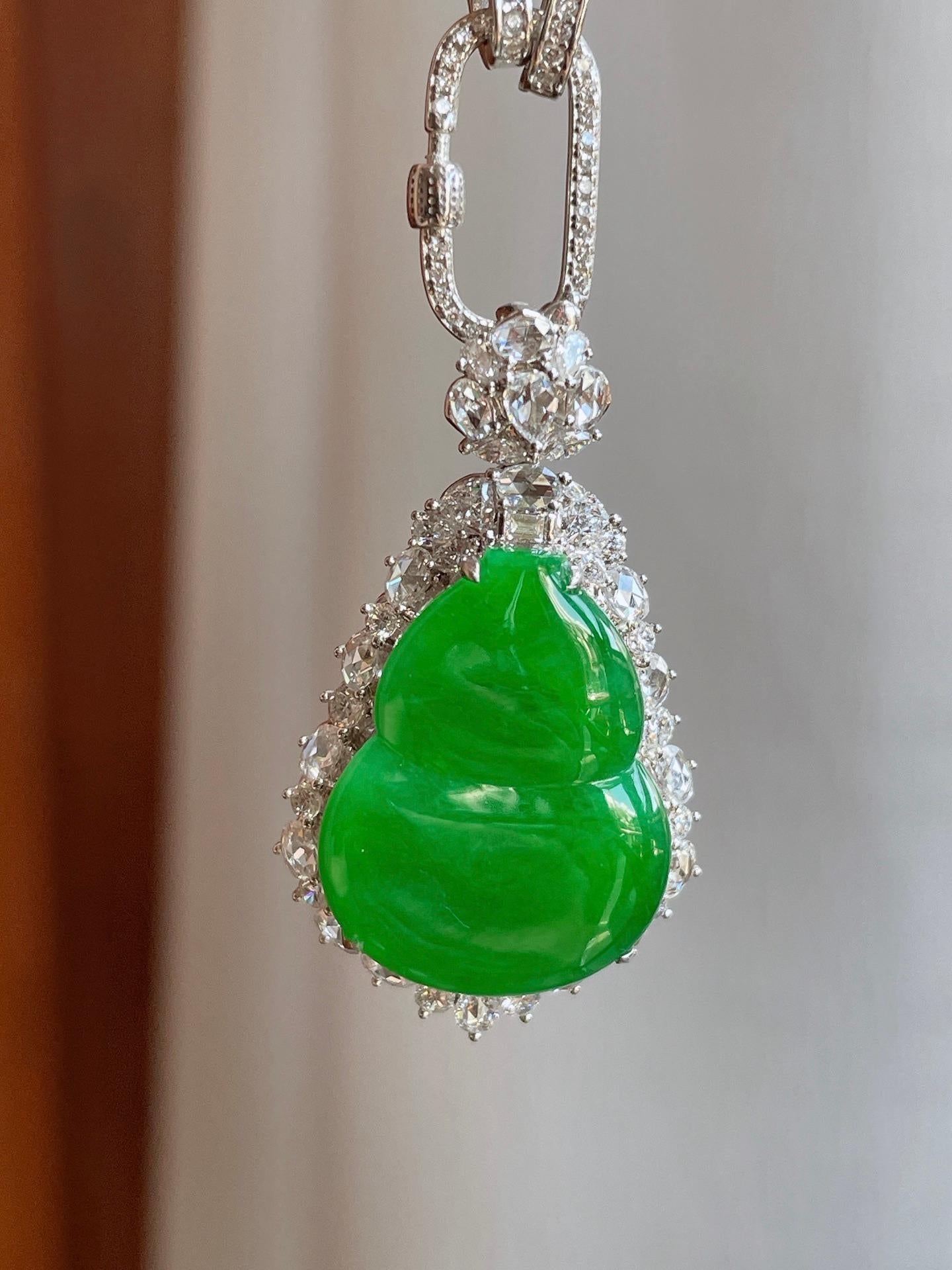 18k金镶糯冰满绿翡翠葫芦（yc241850）