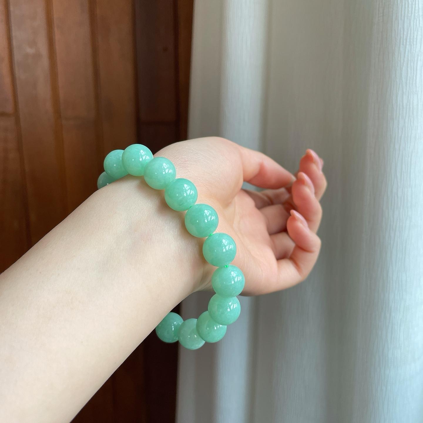糯冰果绿翡翠珠串手串（yc347322）