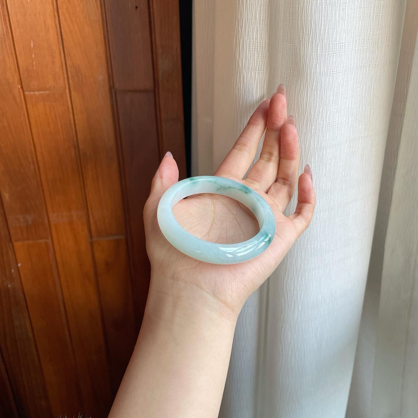 细糯冰飘花翡翠平安镯（56.5mm）（yc289405）