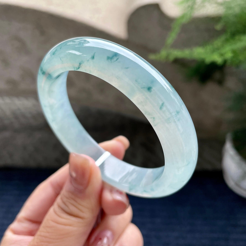 糯冰种飘蓝花正圈平安镯 56圈口 天然缅甸A货翡翠（yc350654）