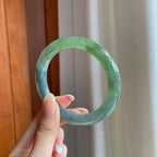 糯冰乌鸡特色翡翠圆条手镯（57.7mm)（yc397509）