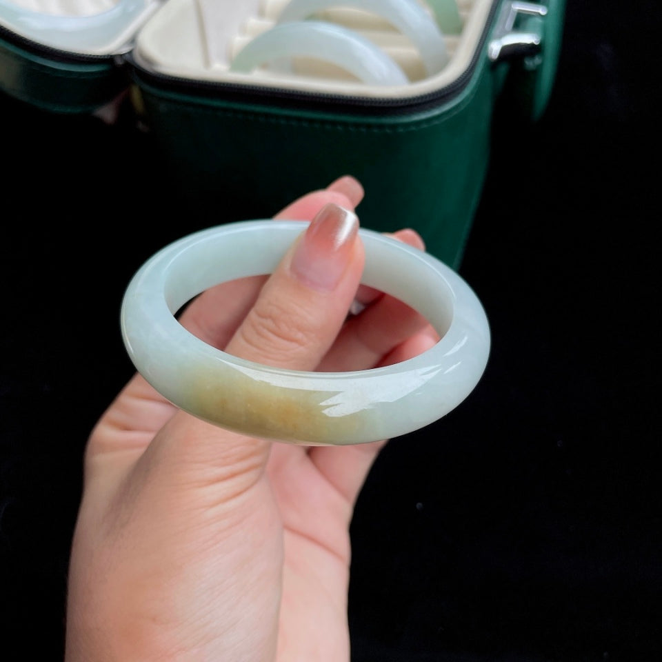 细糯种飘黄正圈 翡翠手镯（53mm）（yc017169）