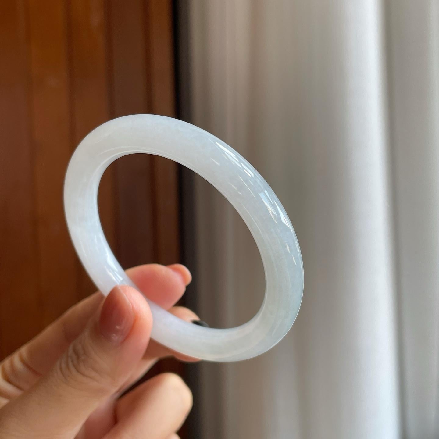 糯冰白月光圆条翡翠手镯（53.5mm）（yc279298）