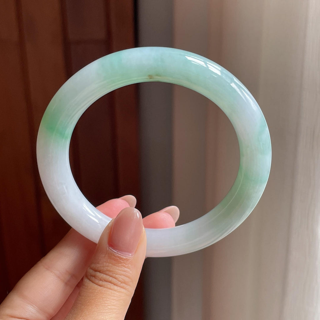 糯冰带色圆条手镯 57圈 天然缅甸Ａ货翡翠（yc502539）