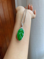 18k金镶糯冰满绿翡翠叶子（yc241723）