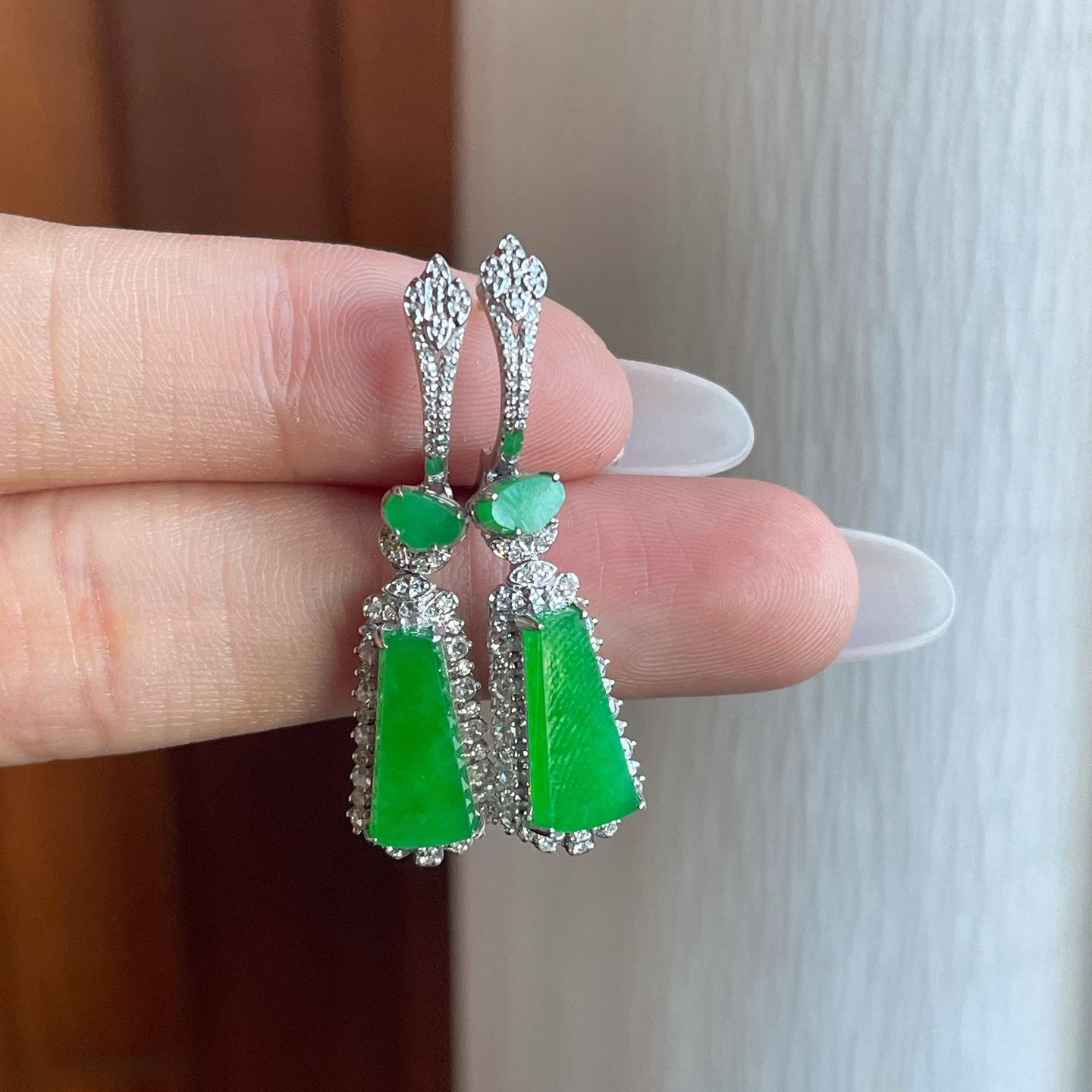 18k金钻镶糯冰满绿翡翠耳饰（yc257818）