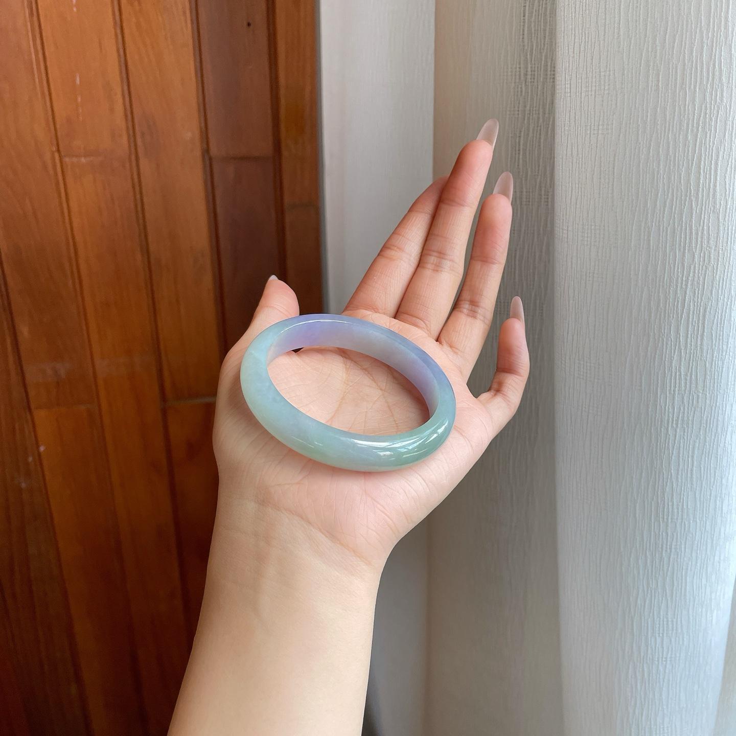 糯冰椿彩翡翠贵妃镯（57.7mm）（yc278186）