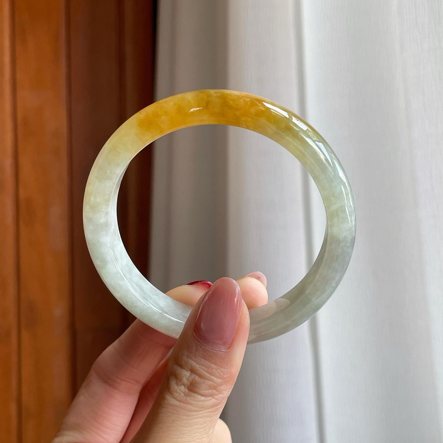 糯冰带黄翡翡翠平安镯（57mm）（yc305925）