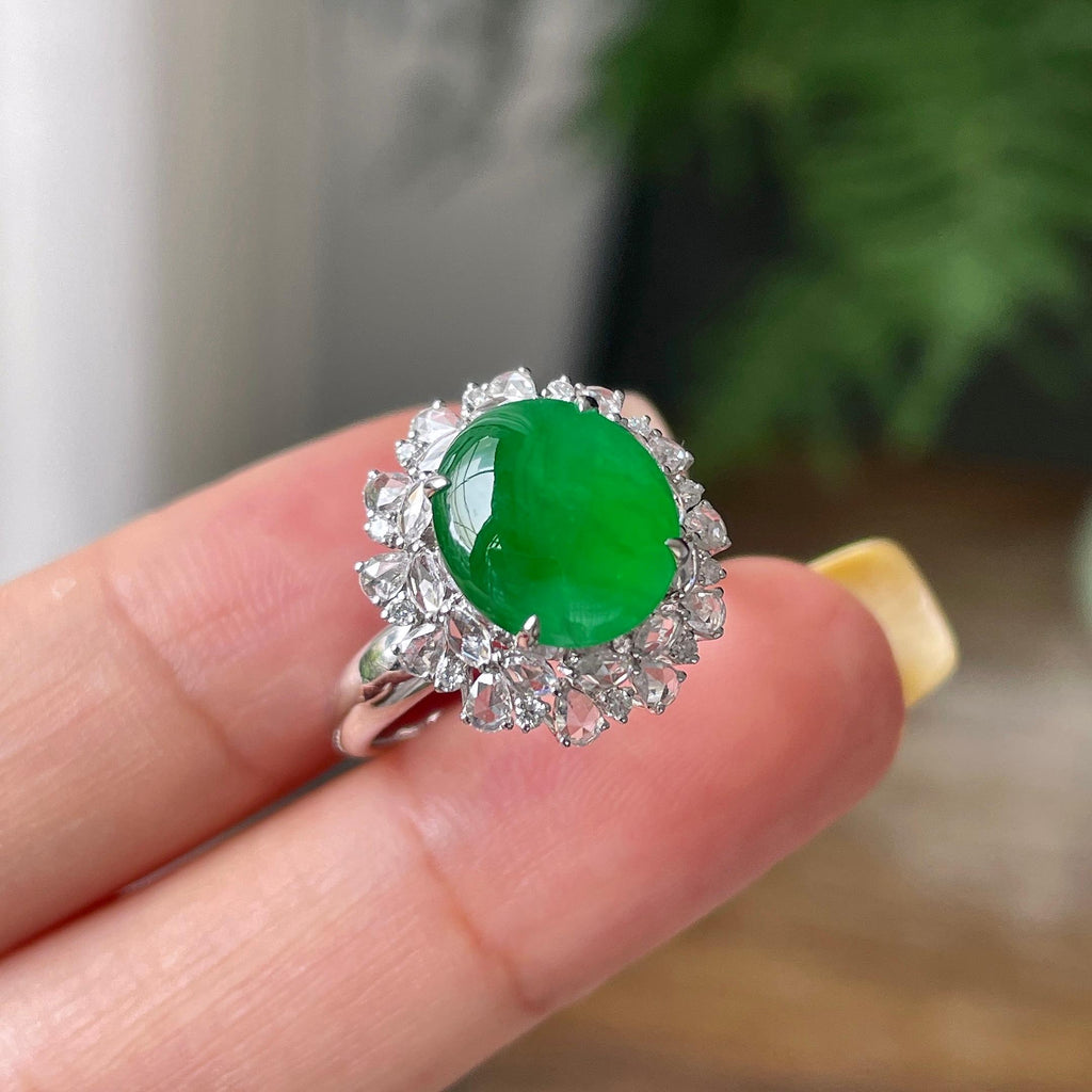 18k金钻镶糯冰种满绿蛋面戒指     天然缅甸A货翡翠（yc363830）