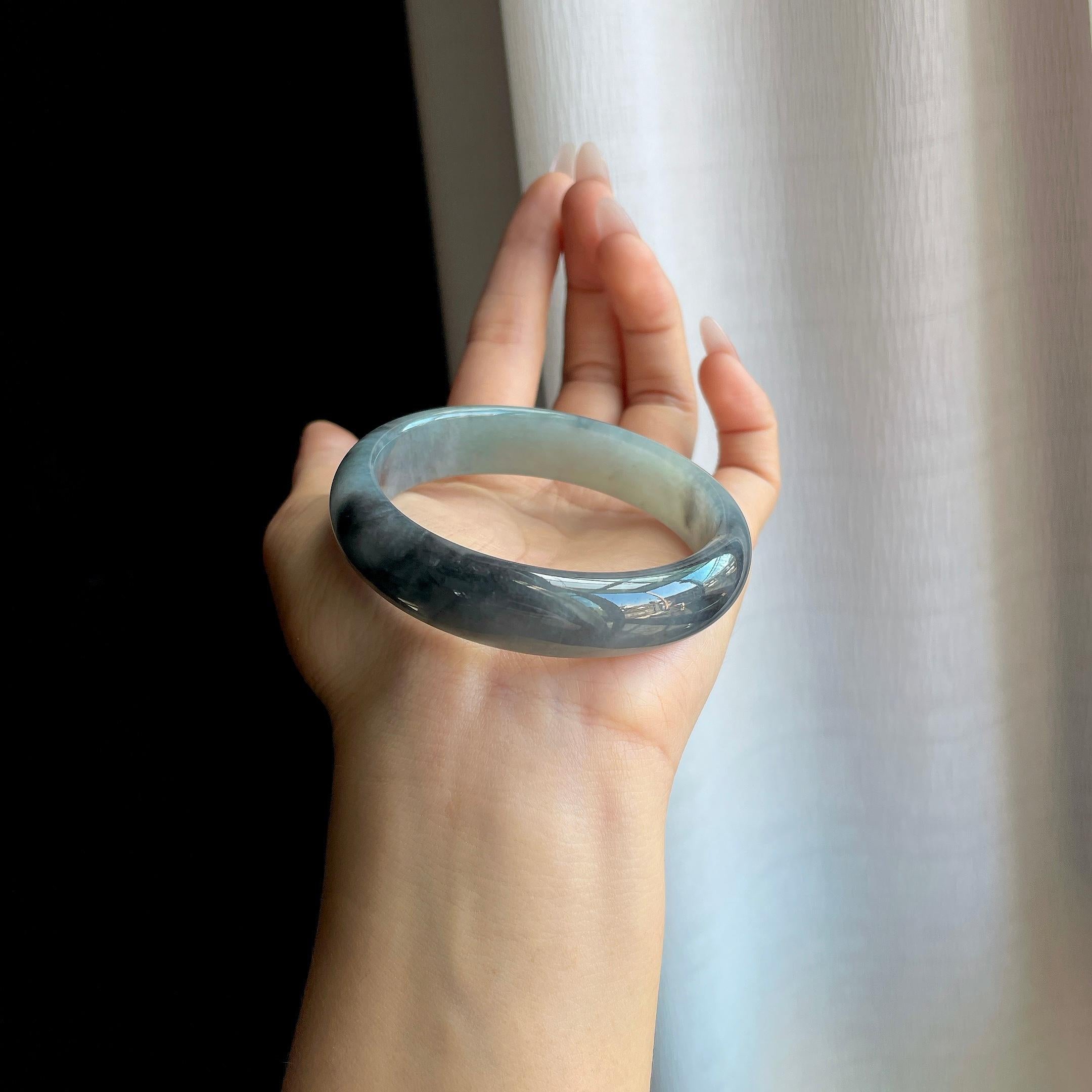 糯冰乌鸡翡翠手镯（58mm）（yc295063）