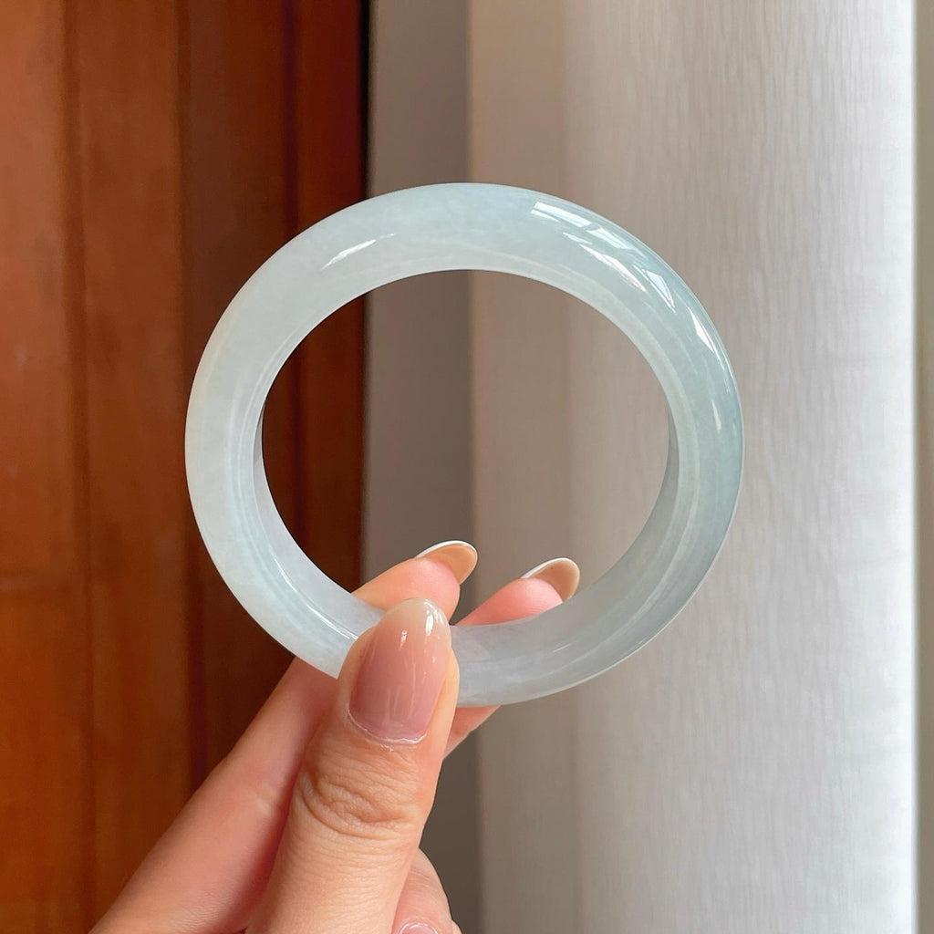 糯冰淡底色翡翠平安镯（55.4mm)（yc374253）