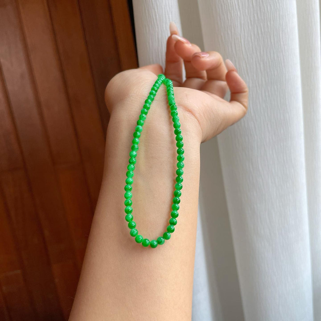 糯冰阳绿翡翠小米珠（yc310746）