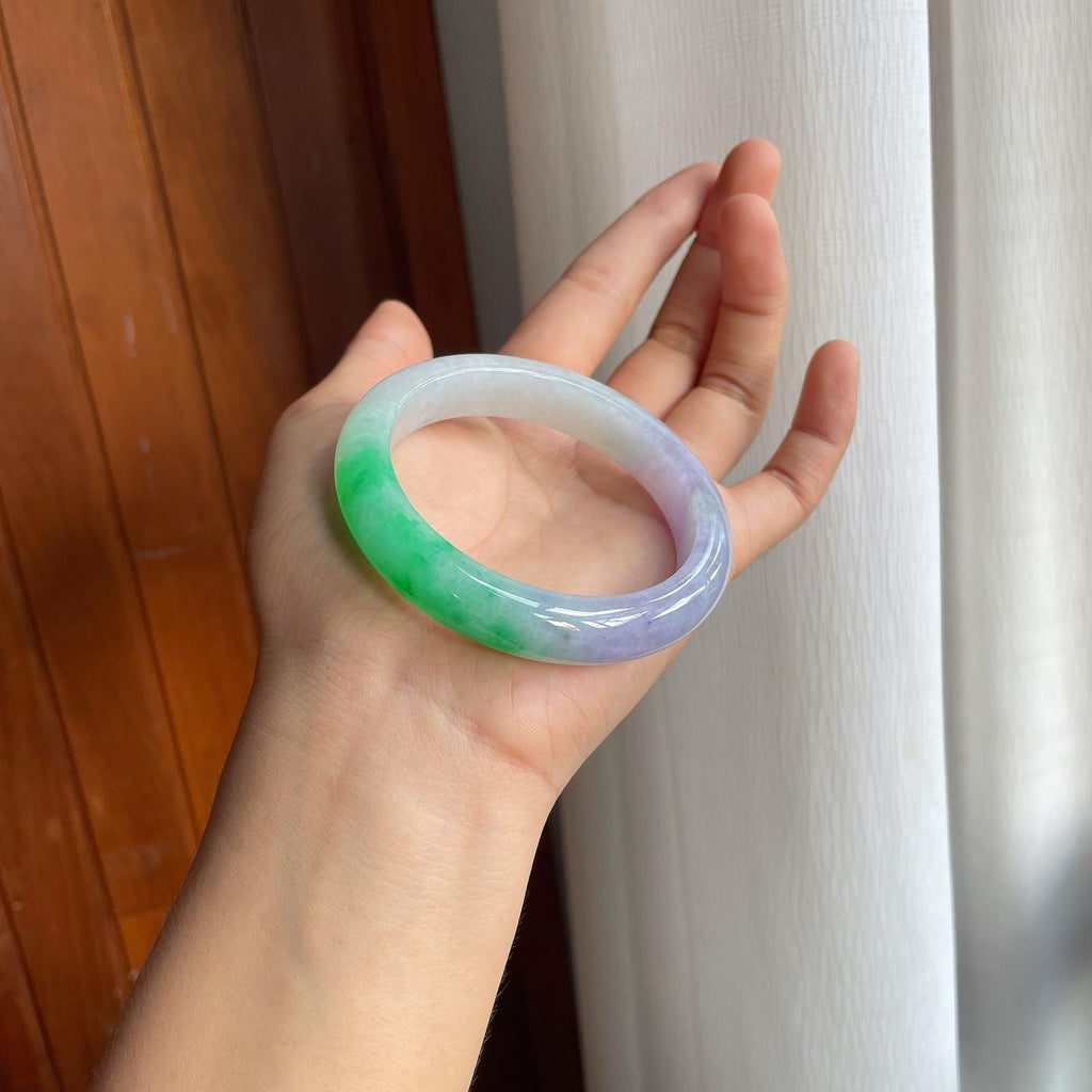 糯冰春带彩翡翠平安镯（56mm）（yc225096）