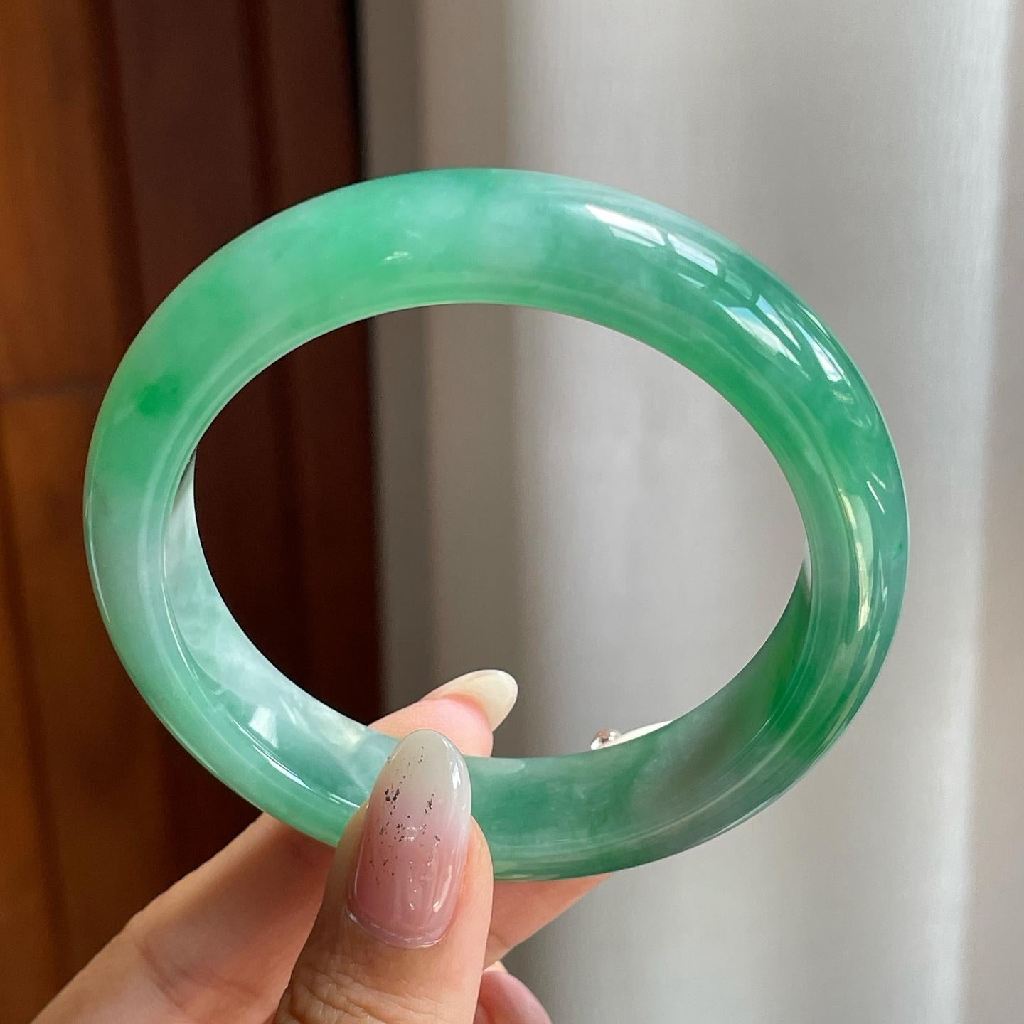 糯冰种满绿翡翠平安镯（56mm）