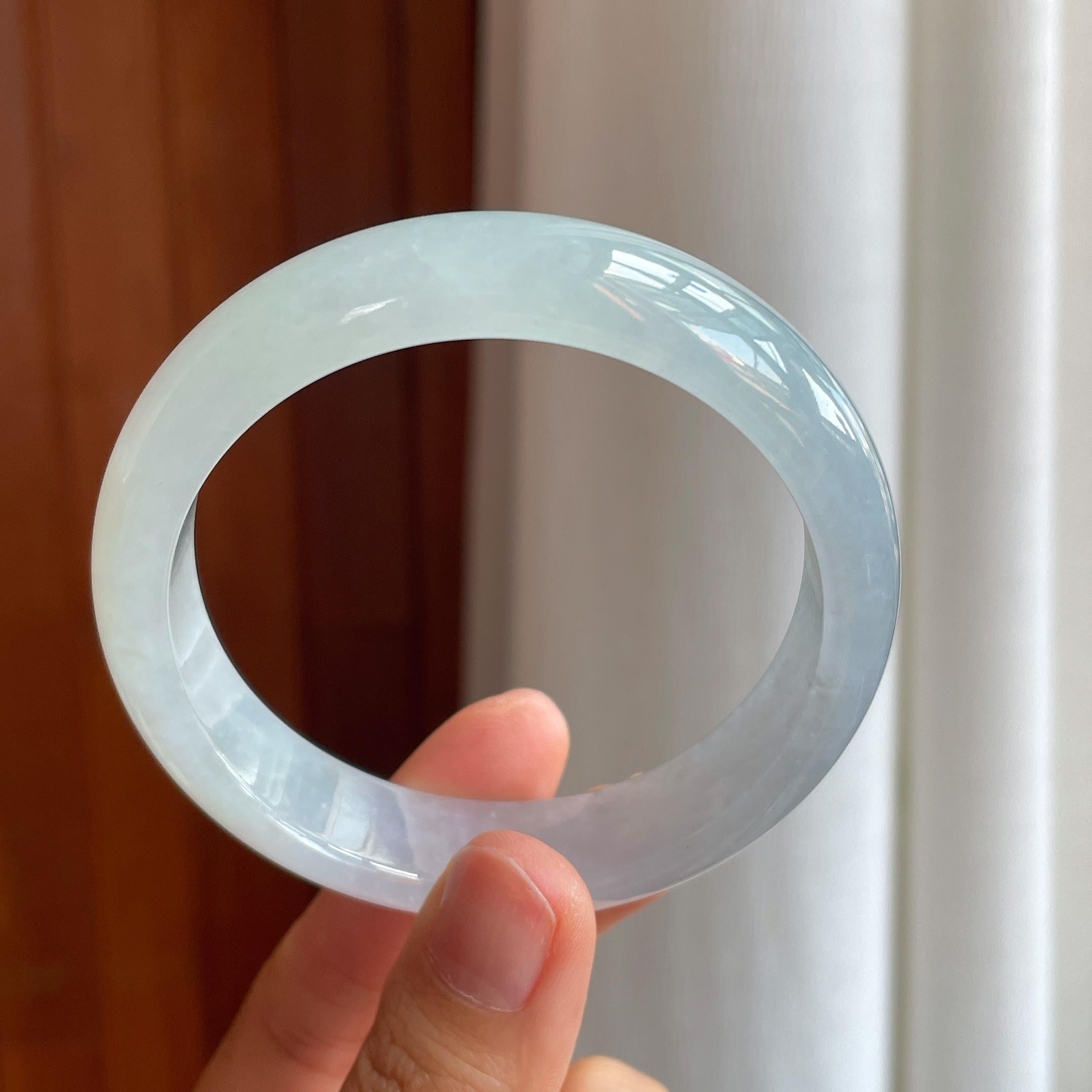 冰种淡底色翡翠平安镯（57.6mm）（yc338534）