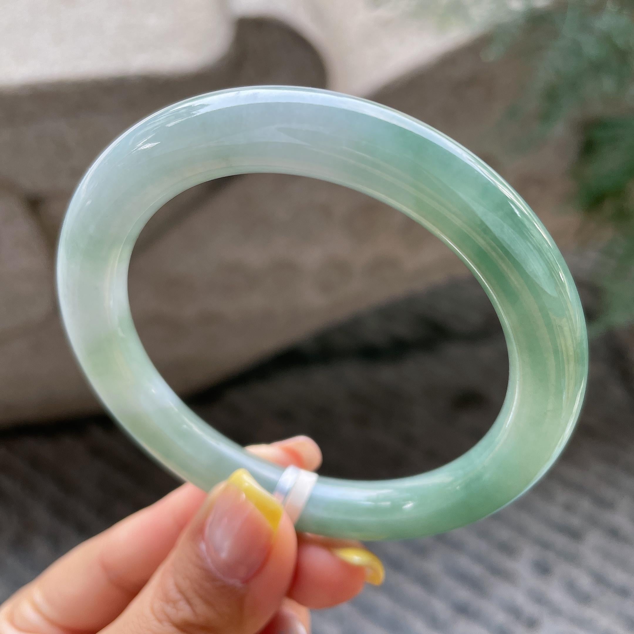 大圈口    细糯种油青色圆条手镯58.9圈      天然缅甸A货翡翠（yc366496）