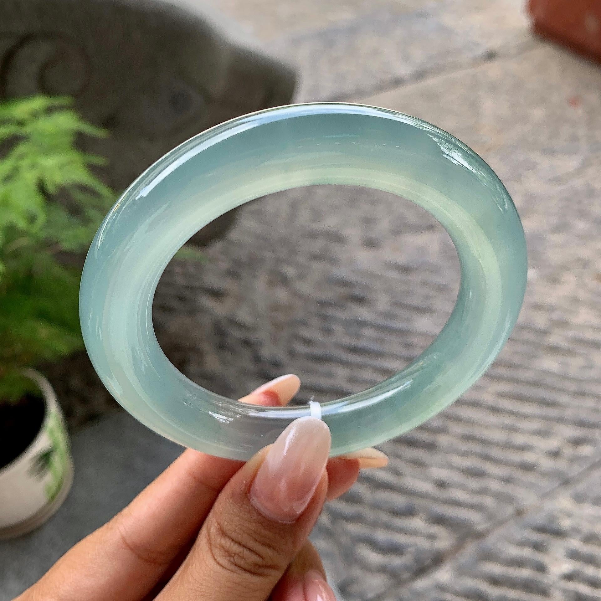 糯冰种蓝底飘花圆条手镯（58.1mm）（yc195367）