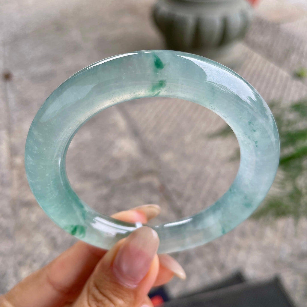 胖圆条   高冰种飘花圆条手镯55.6圈    天然缅甸A货翡翠（yc351390）