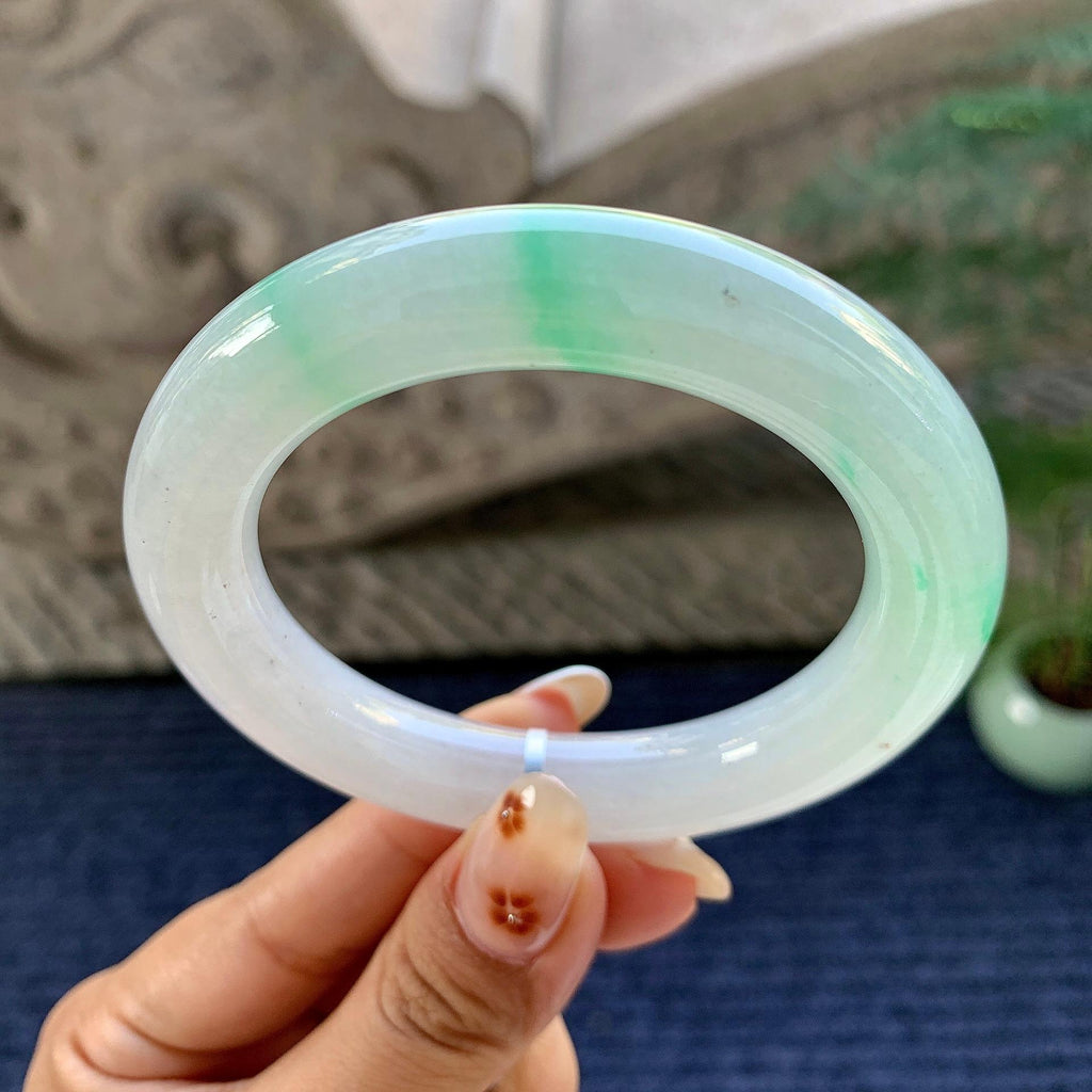 糯冰种飘绿圆条手镯（54.4mm）（yc248092）