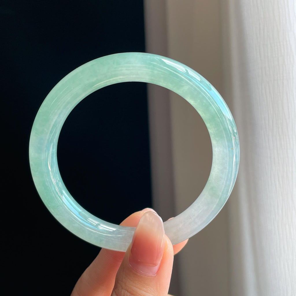 冰种蓝晴底翡翠圆条手镯（56mm）（yc329667）