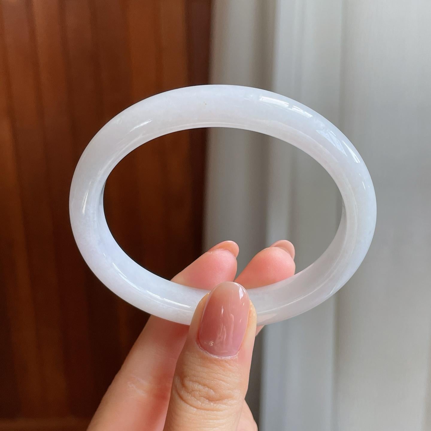 糯冰白月光翡翠贵妃镯（59mm)（yc323209）