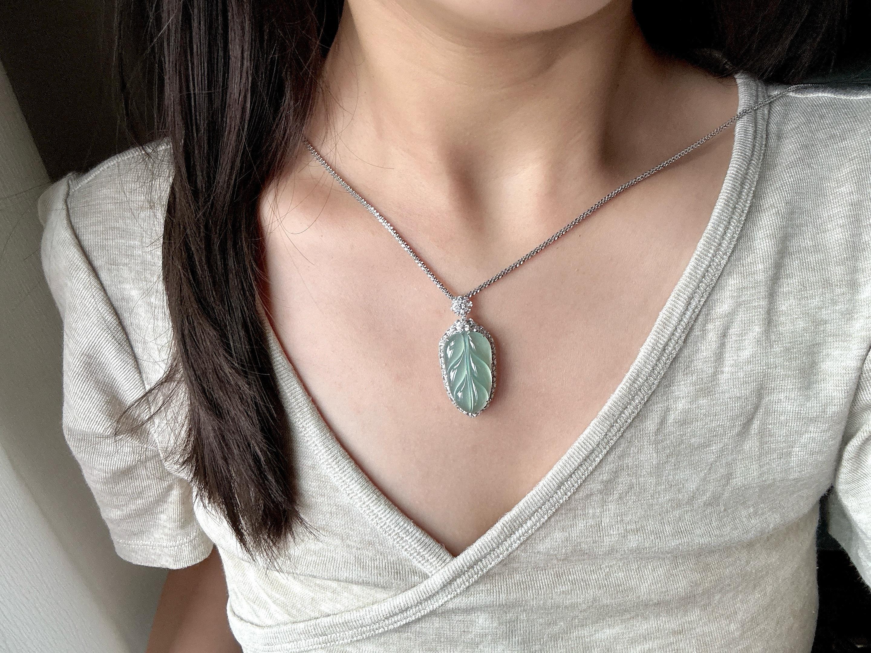 18k金镶冰种晴绿玉叶挂件 天然缅甸A货翡翠（yc692715）