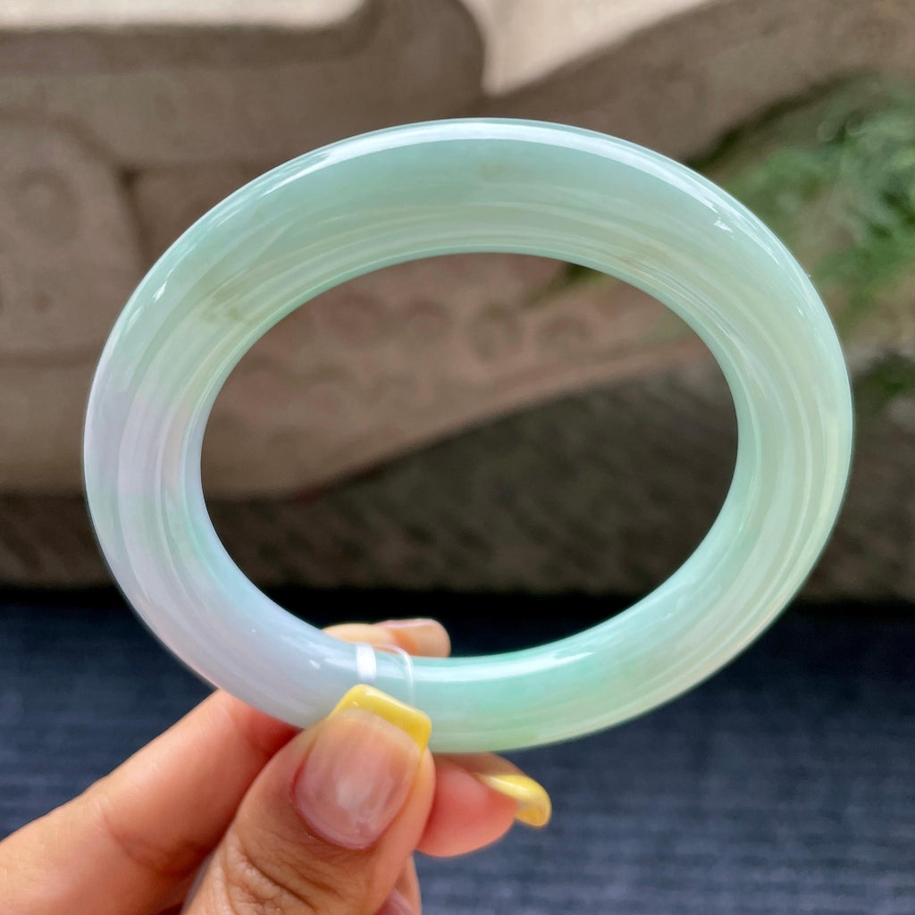 大圈口     细糯种翠绿圆条手镯58.2圈     天然缅甸A货翡翠（yc376059）