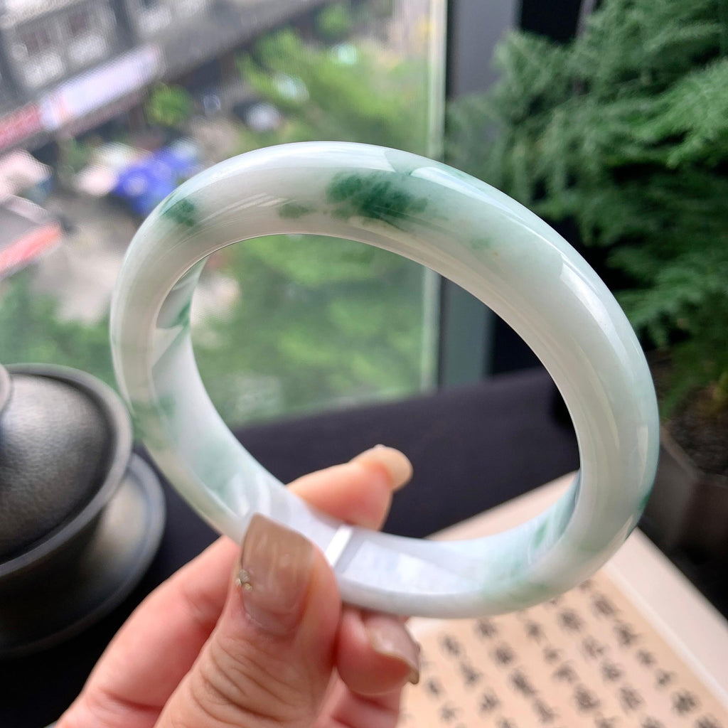 大圈口 细糯种飘绿花正圈平安镯 61.3圈口 天然缅甸A货翡翠（yc477607）