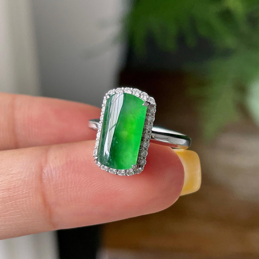 18k金钻镶冰种满绿马鞍戒指    天然缅甸A货翡翠（yc362076）