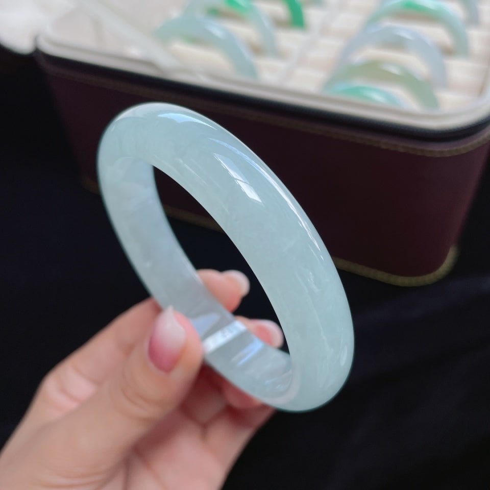冰种蓝晴底正圈翡翠手镯（57.8mm）