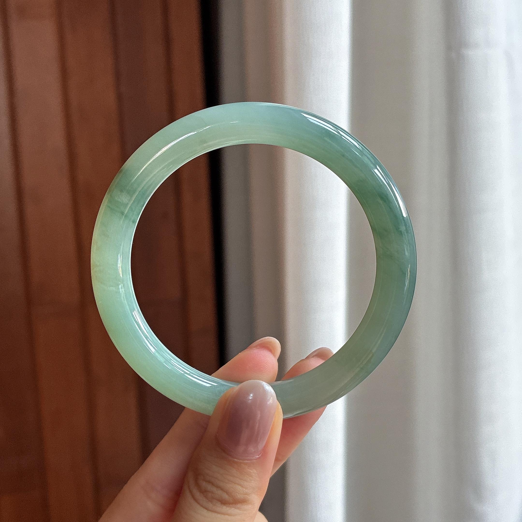 糯冰飘花圆条手镯 56圈 天然缅甸A货翡翠（yc507144）