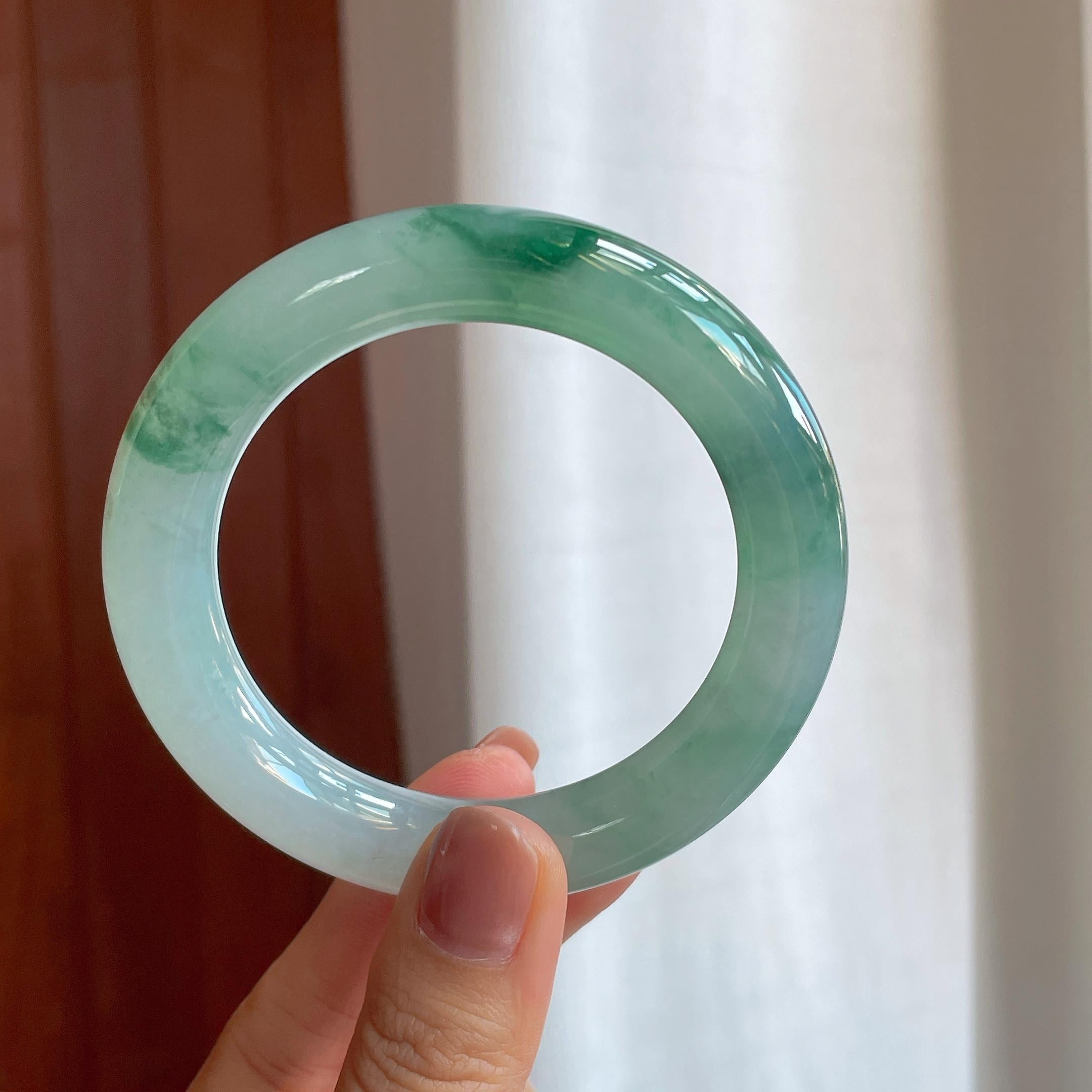 冰种飘花翡翠圆条手镯（55.6mm）（yc283271）