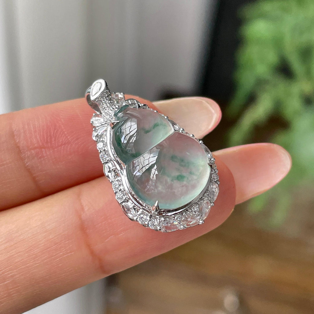 18k金钻镶冰种飘花葫芦吊坠         天然缅甸A货翡翠（yc448349）