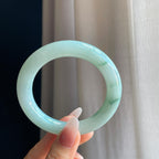 细糯冰飘花翡翠圆条手镯（55.5mm）（yc295020）