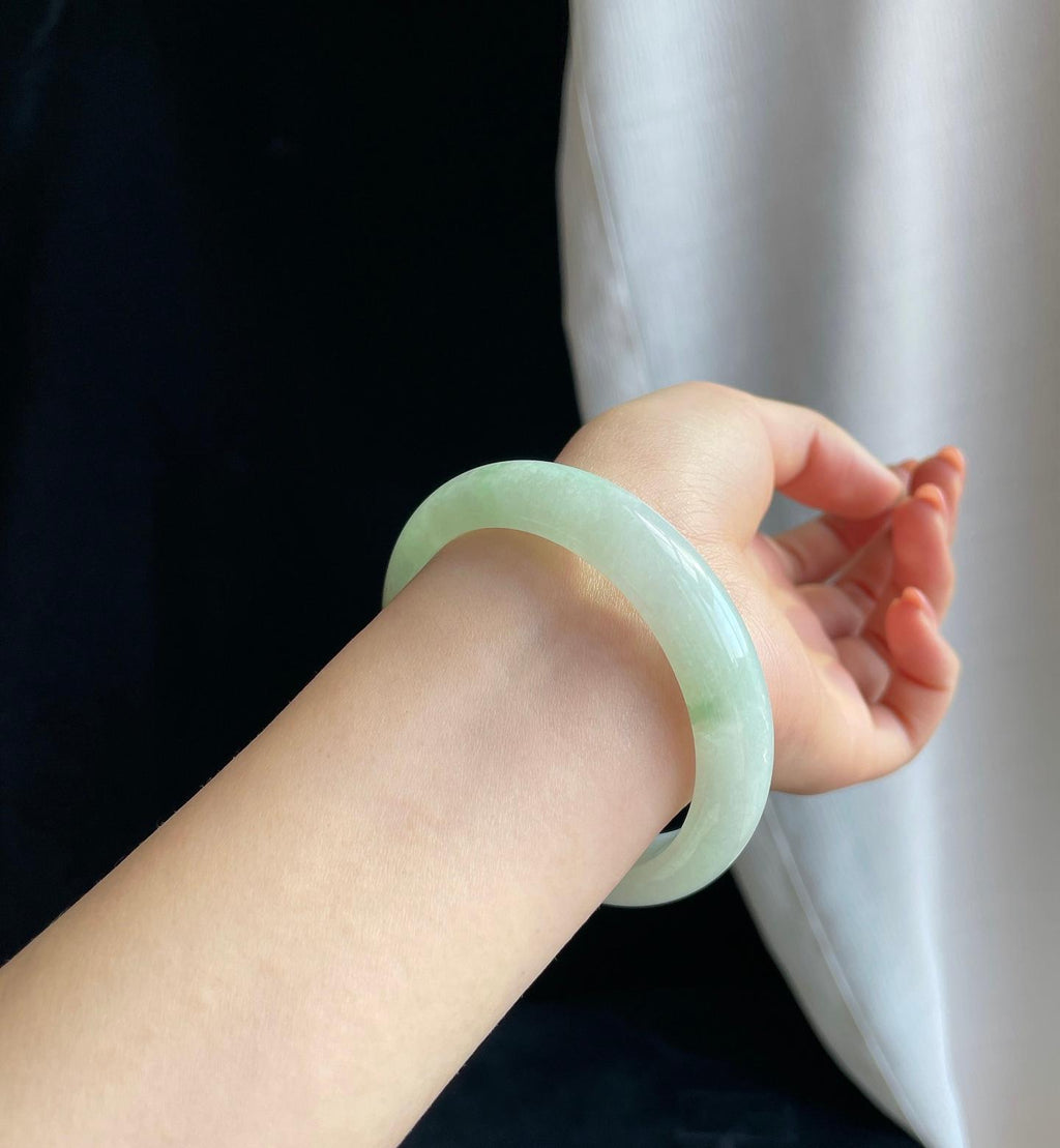 糯冰黄加绿翡翠平安镯（54mm)（yc323763）