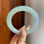 糯冰淡椿底翡翠圆条手镯（56.8mm）（yc282515）