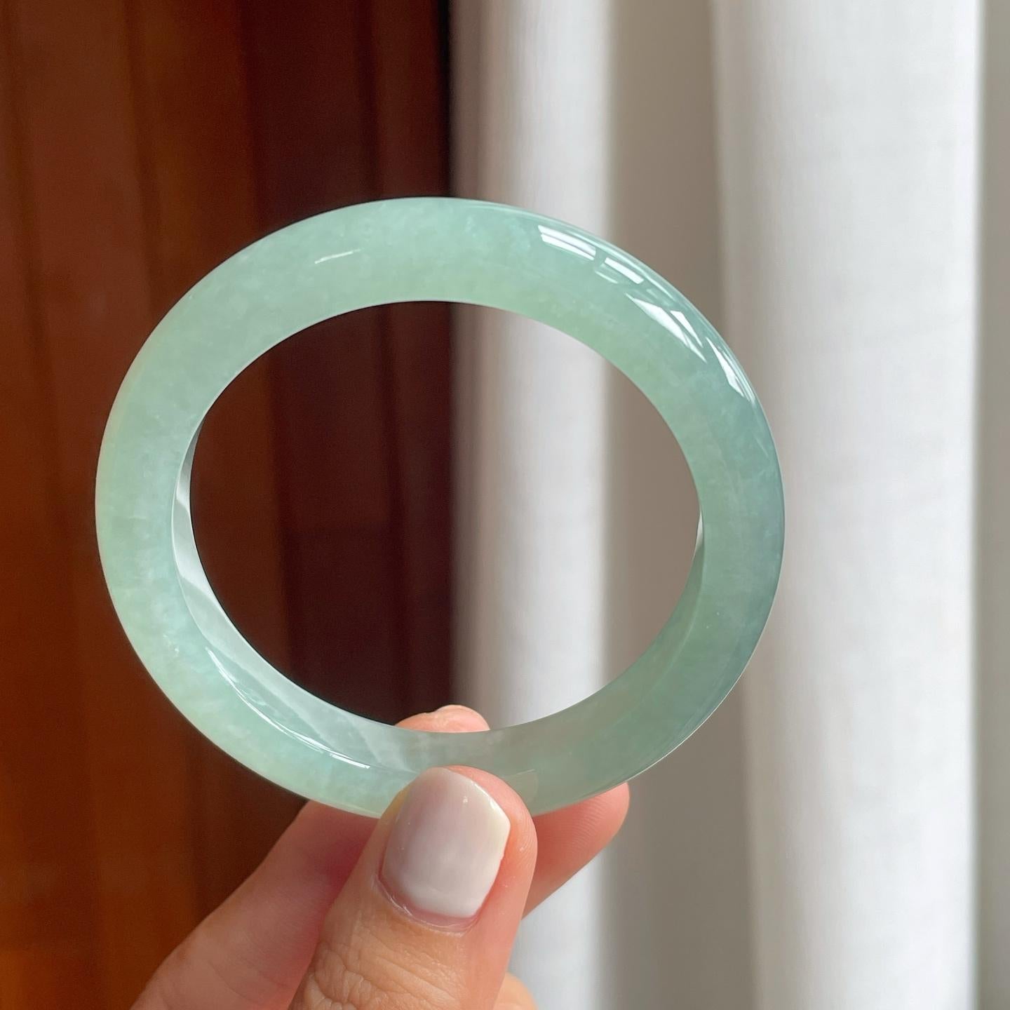 糯冰晴底翡翠平安镯（52mm）（yc249161）