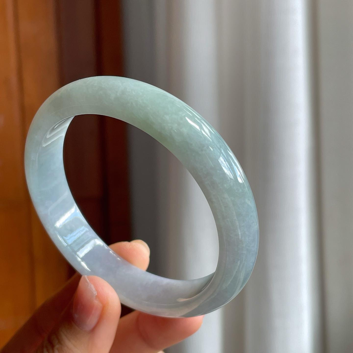 糯冰淡底色翡翠平安镯（59mm）（yc215245）