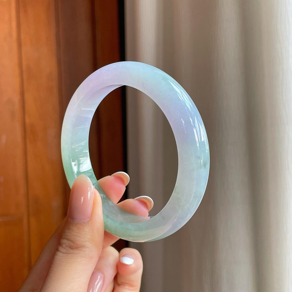 糯冰春带彩翡翠平安镯（55.2mm)（yc374041）