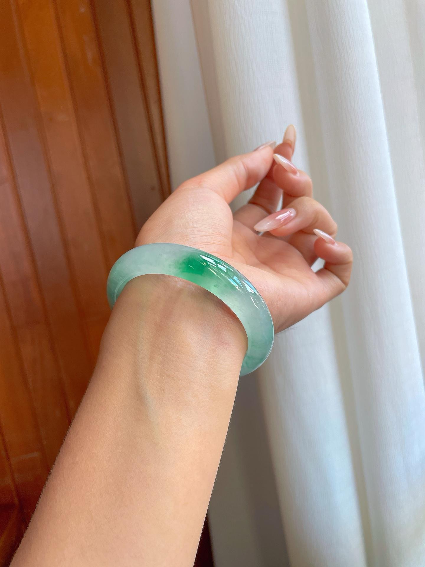 冰种晴水飘花翡翠平安镯（55.6mm）（yc268255）